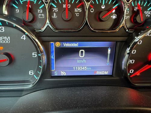 Chevrolet Suburban 5.3 Ltz V8 4wd 2da Cubo At