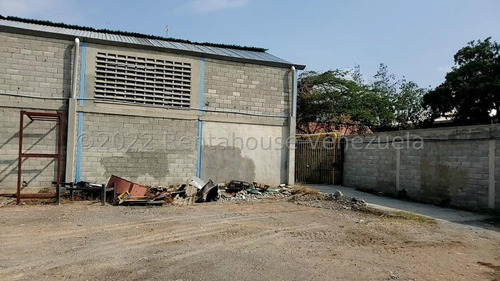 Imagen 27 de 30 de Galpones En Venta Zona Industrial Barquisimeto, Pozo De Agua Profundo, Gas Directo, Código 23-24410, Mz 29/03