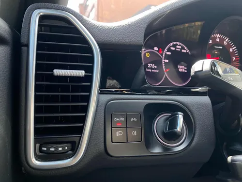Porsche Cayenne Coupé Platinum Edition