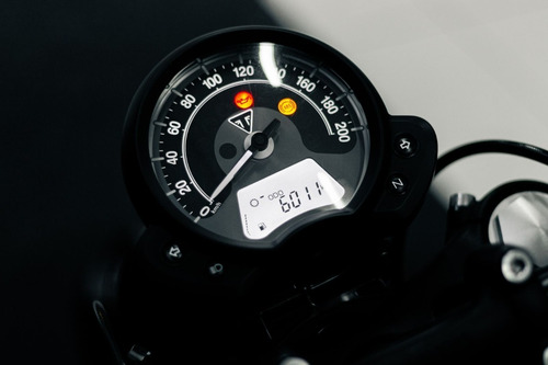 Imagem 9 de 9 de Bobber Black