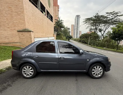 Renault Logan 1.6 Expression Fii