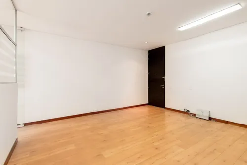 Oficina En Venta En Chicó Reservado. Cod V2805