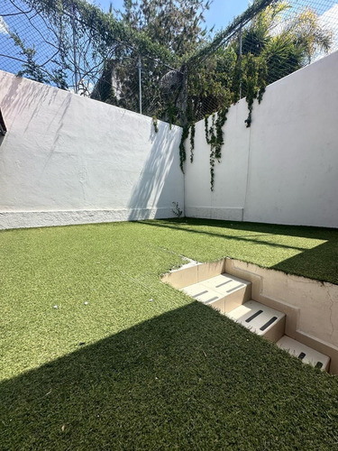 Casa En Venta En Tejeda Corregidora, 4 Habitaciones Y Jardín