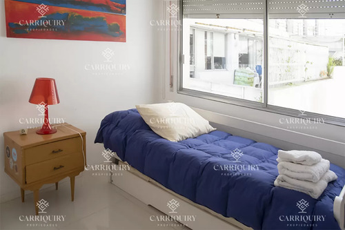 Gran Oportunidad De Venta, En La Zona Del Puerto De Punta Del Este.