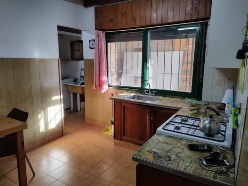 Imagen 6 de 17 de Casa De 4 Ambientes En 2 Plantas