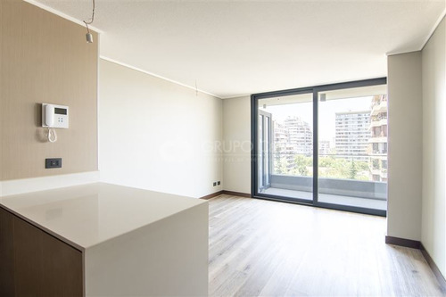 Imagen 6 de 15 de Departamento En Venta De 1 Dormitorio 1 Baño En Las Condes