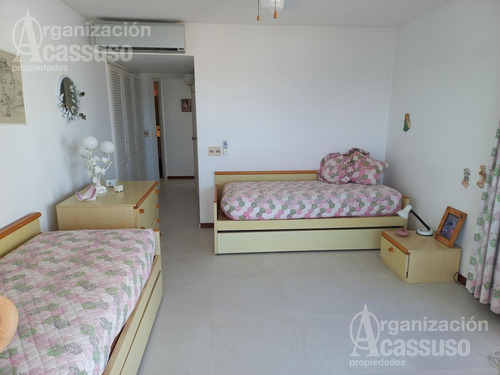 Imagen 14 de 22 de Departamento - Península - Edificio Torreon - 3 Dormitorios - 3 Baños - Dependencia Servicio