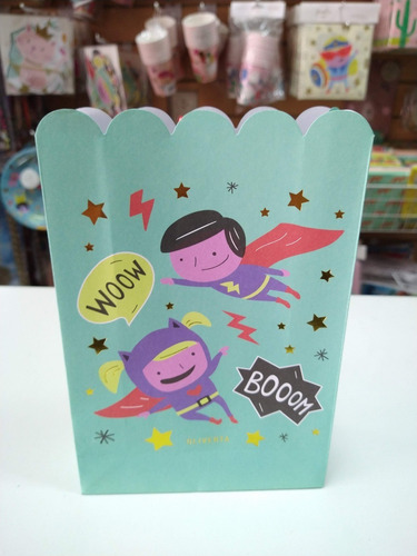 Imagen 2 de 4 de 10 Bolsas De Papel Superheroes Souvenir Candy Bar