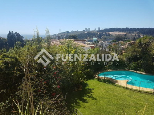 Casa En Venta De 5 Dorm. En Viña Del Mar