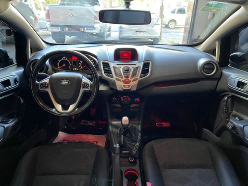 Ford Fiesta Kinetic 1.6 Design 120cv Titanium