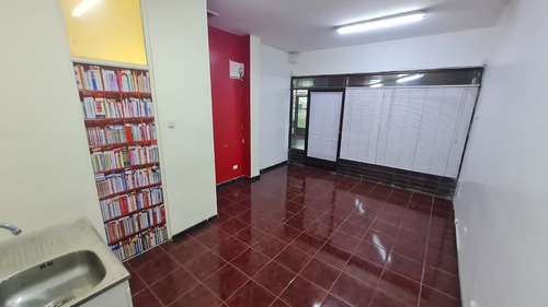 Local Comercial En Arriendo.