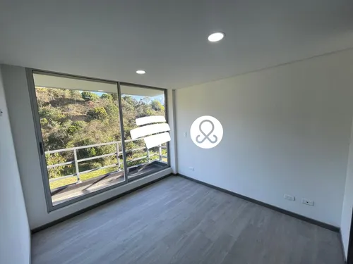 Venta Casa Unifamiliar 112m2, Guatapé (antiq)