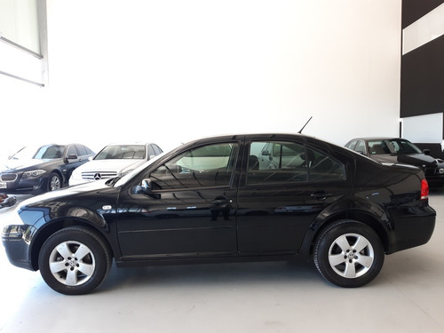 Volkswagen Bora 2.0 Trendline 115cv 2013 Pointcars