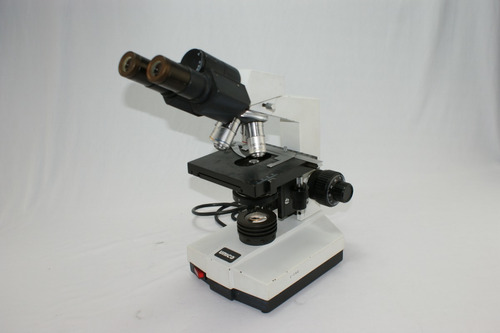 Microscopio Unico Gm300