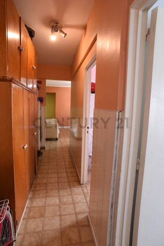 Villa Del Parque - Departamento De 3 Ambientes - Oportunidad