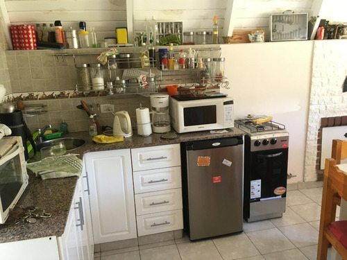 Cabaña Remodelada A Nuevo - Piso - Techo - Paredes -baño - Cocina