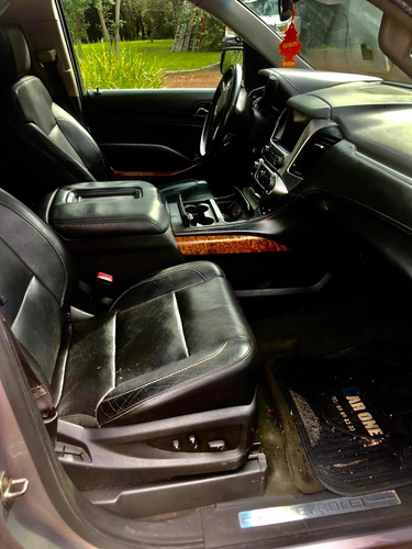 Imagen 6 de 12 de Chevrolet Suburban 5.3 Ltz V8 4wd 2da Cubo At 2015