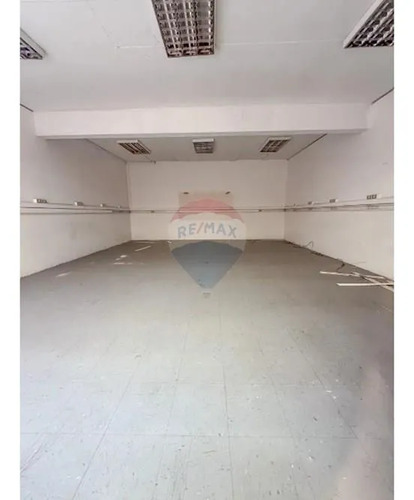 Liquidacion - Oportunidad - Edificio Comercial