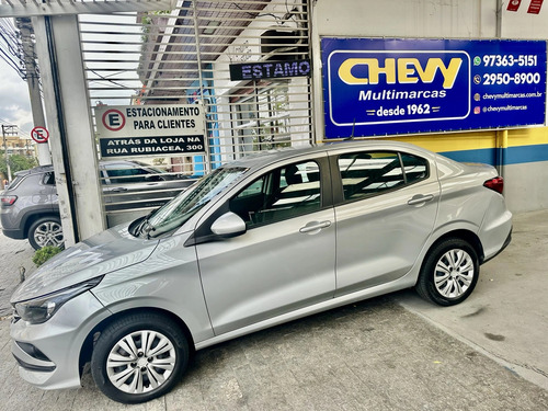 Fiat Cronos 1.0 Drive Flex 4p