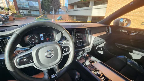 Volvo XC60 2.0 T5 Awd R-design