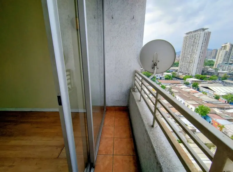 Imagen 4 de 20 de Metro Toesca Cocina Cerrada Con Terraza