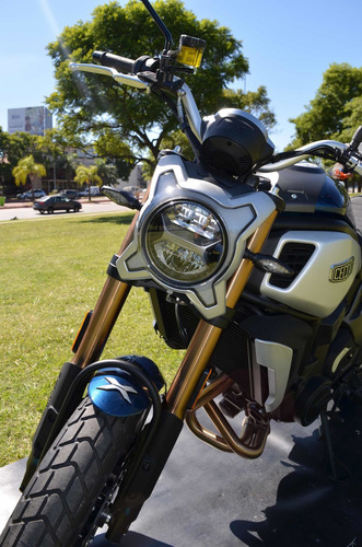 Imagen 3 de 4 de Cfmoto Ceccato 700