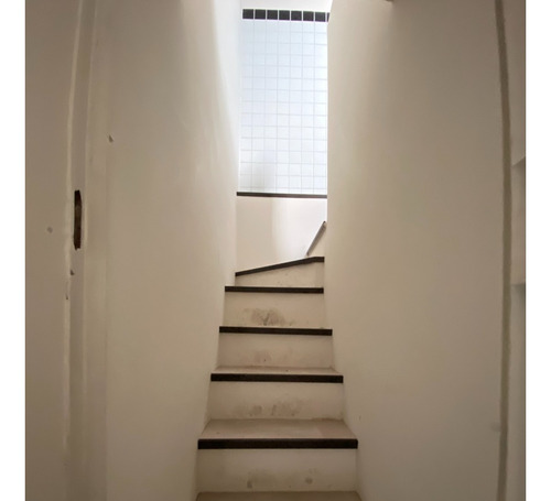 Alquiler Gran Casa De 200mts En Belvedere - 5 Habitaciones