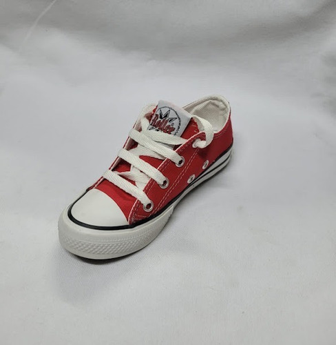 Zapatilla De Lona Con Cordones Roller Rojas Solo 30