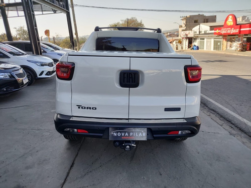 Imagem 7 de 19 de Fiat - Toro 2.0 16v Turbo Diesel Ultra 4wd At9
