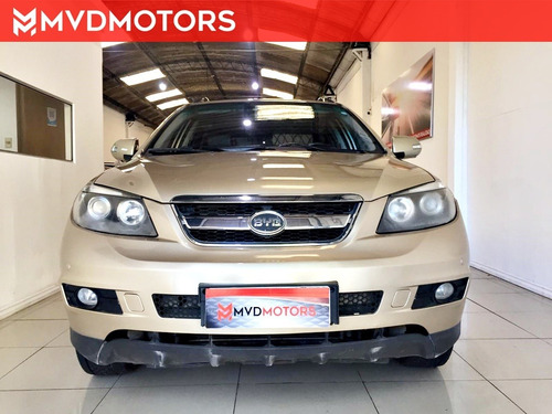 Byd S6, 7 Pasajeros Buen Estado, Mvd Motors Permuto Financio
