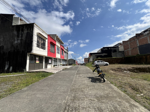 Lote En Venta Sector Italia Santa Rosa (279058171).