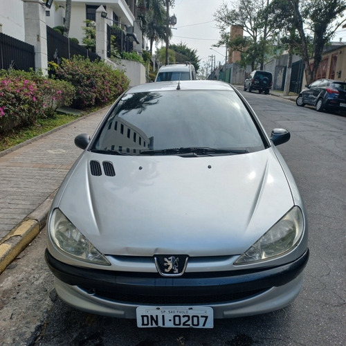 Imagem 8 de 8 de Peugeot 206 2004 1.0 Basico 2 Portas Com Vidros E Travas