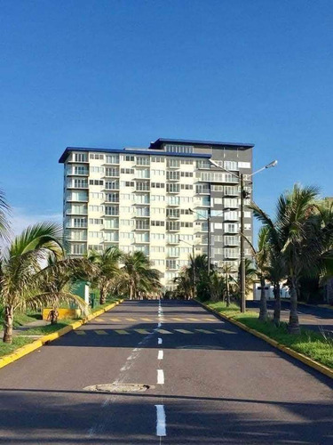 Renta Torre Xiris Lindo Departamento Totalmente Amueblado