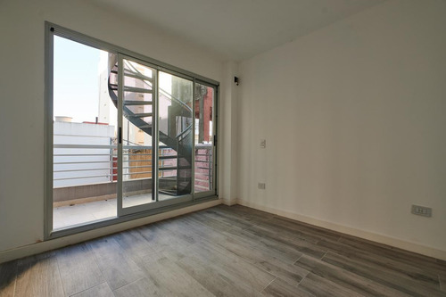 Imagen 20 de 28 de Venta Departamento 3 Amb Con Terraza En Barracas!!!