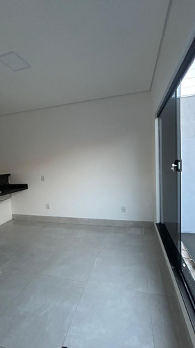 Casa Com 2 Quartos 2 Banheiro Sala Com Suite Gourmet Área Na