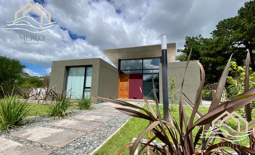 Casa En Costa Esmeralda