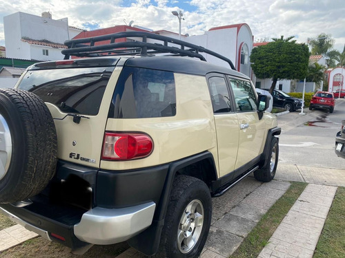 Toyota Fj Cruiser 3p Premium Aa Ee Ra Abs 4x4 At