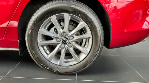 Mazda 3 Touring At Mhev (paño) 2025