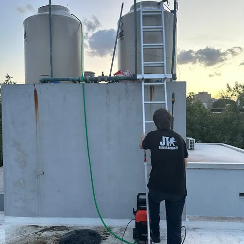 Servicio De Fumigaciones Y Limpieza De Tanque