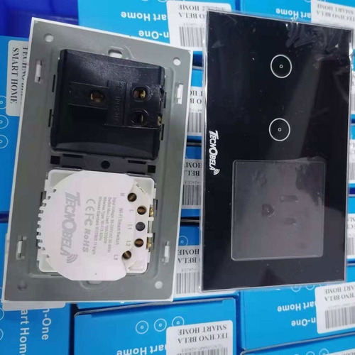Contacto Inteligente: Enchufe + 2 Apagadores Wifi Smartlife