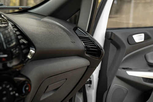 Imagen 12 de 15 de Ford Ecosport Freestyle - Motorland Permuto / Financio