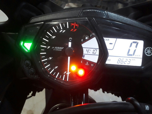 Yamaha R3 No Z400, Ninja 300, Ninja 400.
