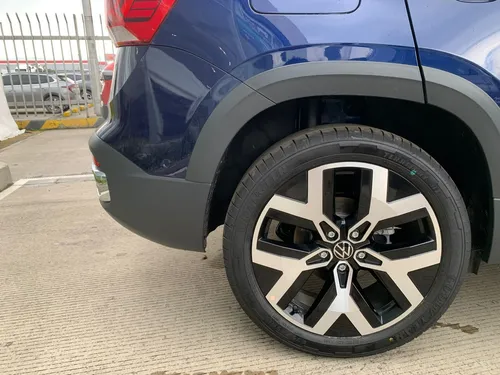 Volkswagen Taos HIGHLINE AUTOMATICO