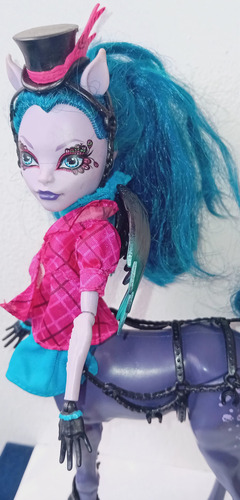 Muñeca Monster High Avea Trotter Leer Descripción (Usado)