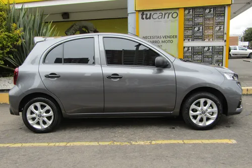 Nissan March 1.6 Sense At