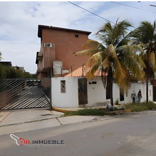 Imagen 8 de 8 de Town-house, Playa Grande | Excelente Ubicación