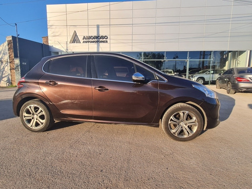 Imagen 12 de 25 de Peugeot 208 2016 1.6 Feline Pack Cuir