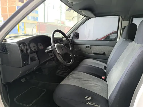 Nissan D21 2.4 4x2