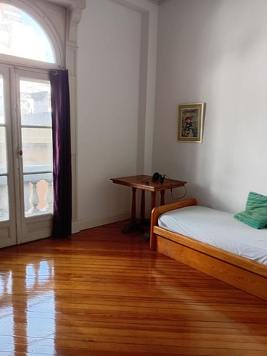 Depto. De 3 Ambientes Y 1/2.