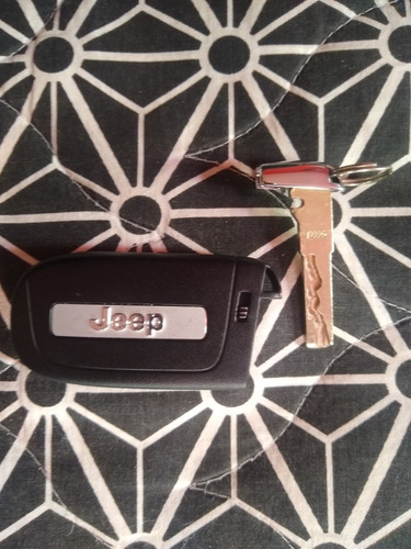 Imagem 4 de 4 de Jeep